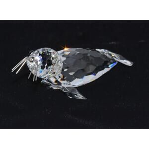 Swarovski Sparkling Crystal "Kingdom of the ice & Snow" Seal Figurine Retired